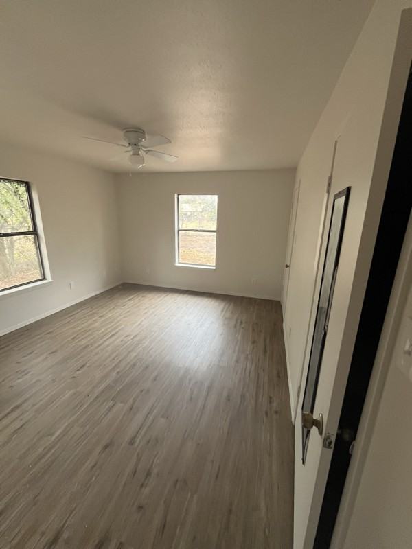 115 E Cone St - Photo 3 of 6