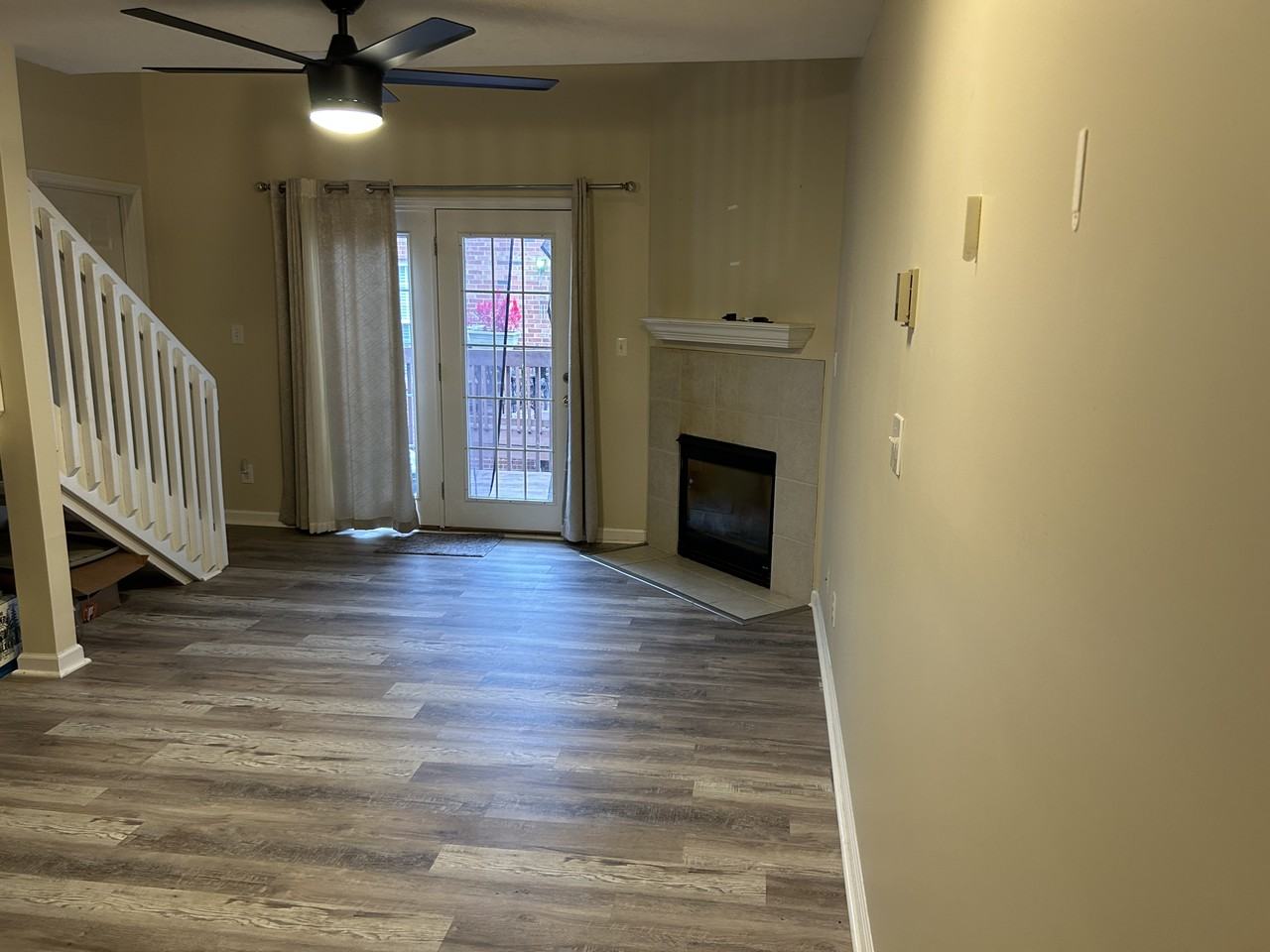 1138 Neon Way #1138 - Photo 3 of 27