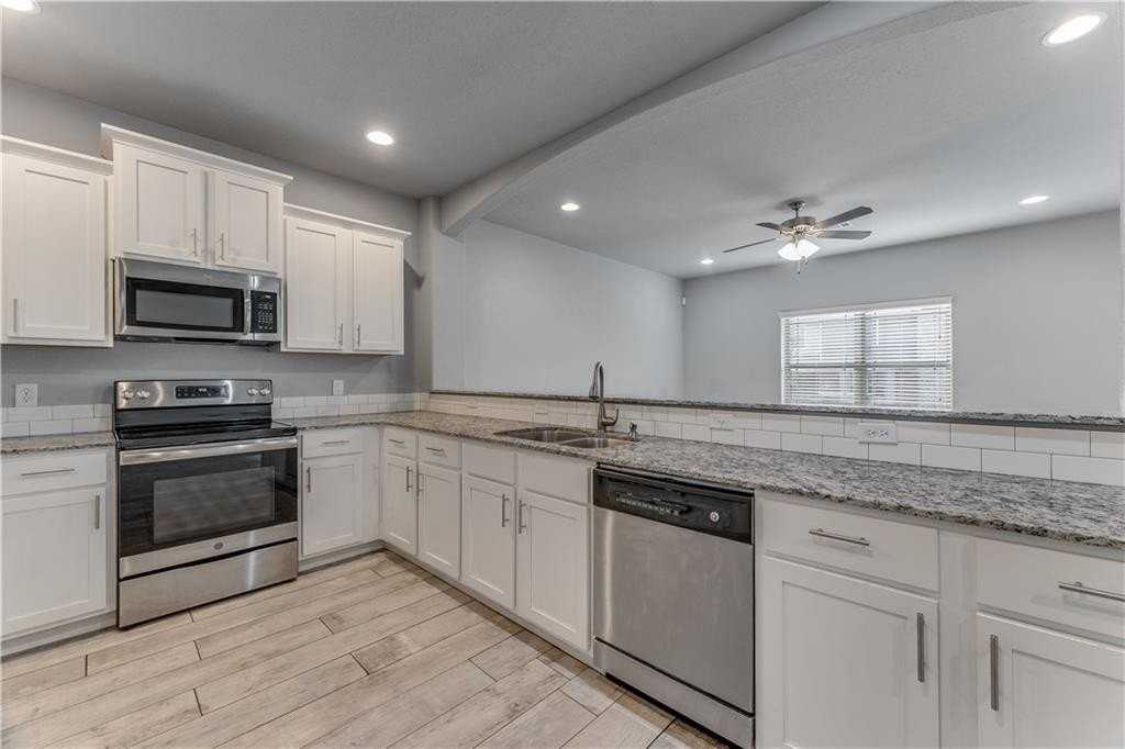 1348 N Corsica Dr - Photo 6 of 20