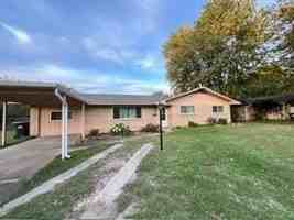 featured image of 1708 Theodore Dr