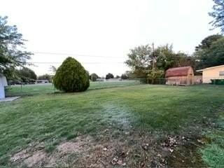 1708 Theodore Dr - Photo 5 of 22