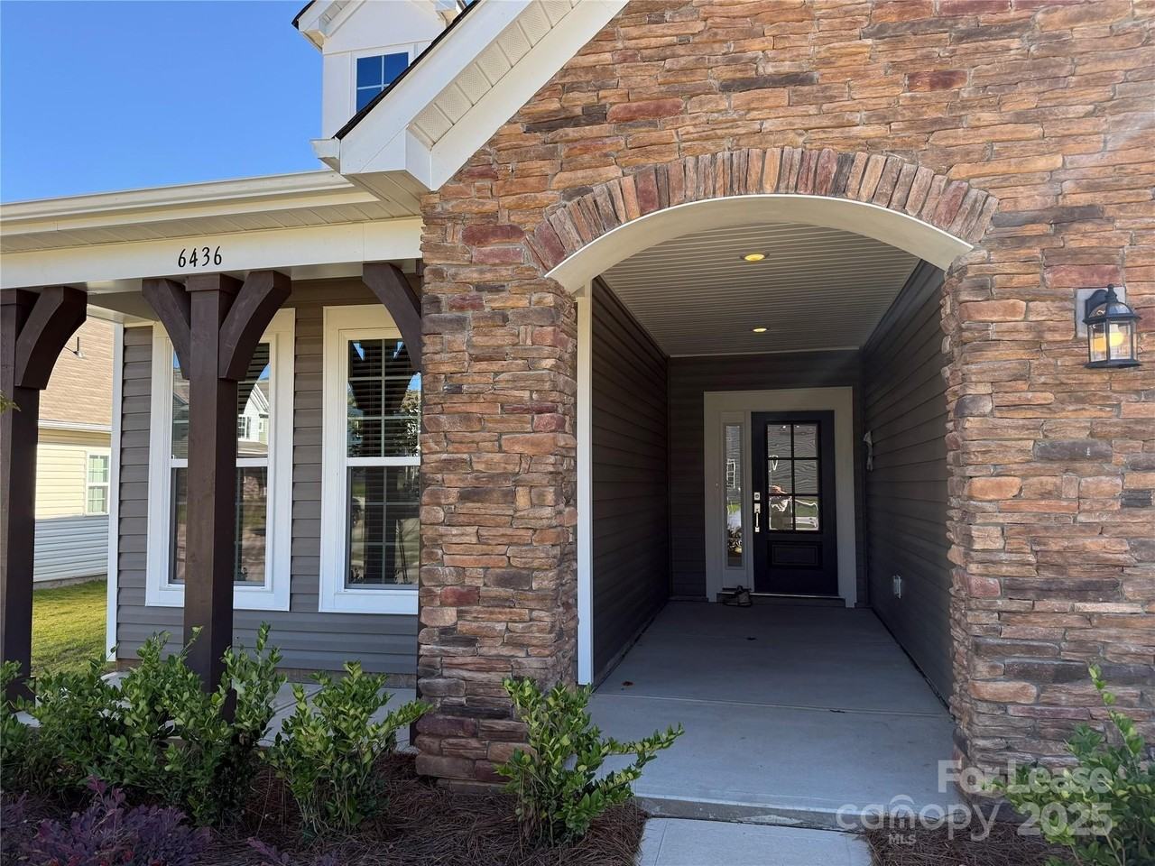 6436 Fairfax Ct - Photo 2 of 25