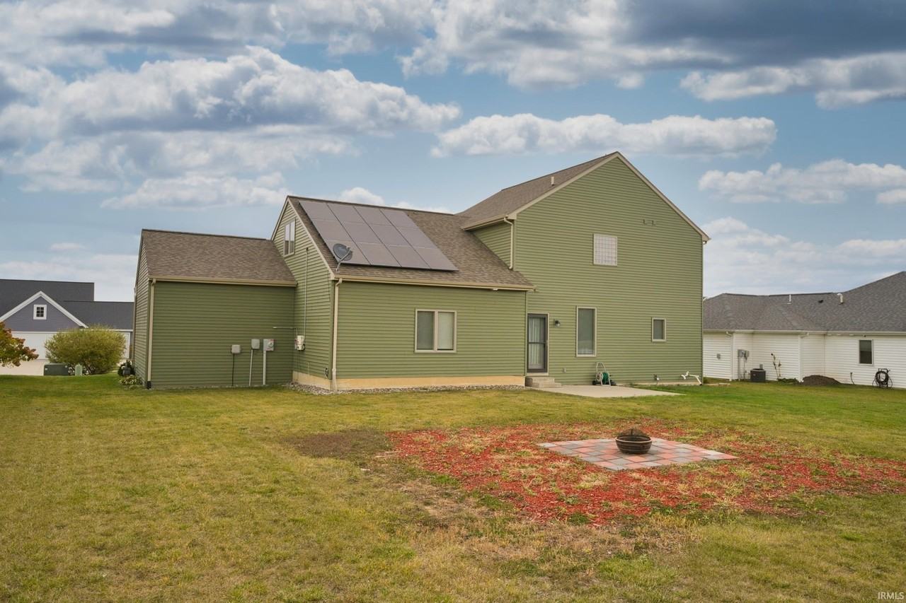 625 Perolla Dr - Photo 5 of 33