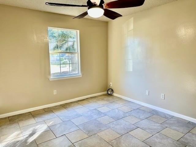 6860 Williamsburg Ct - Photo 5 of 10