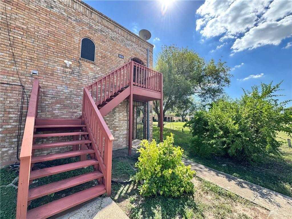 1721 Highland Park Avenue