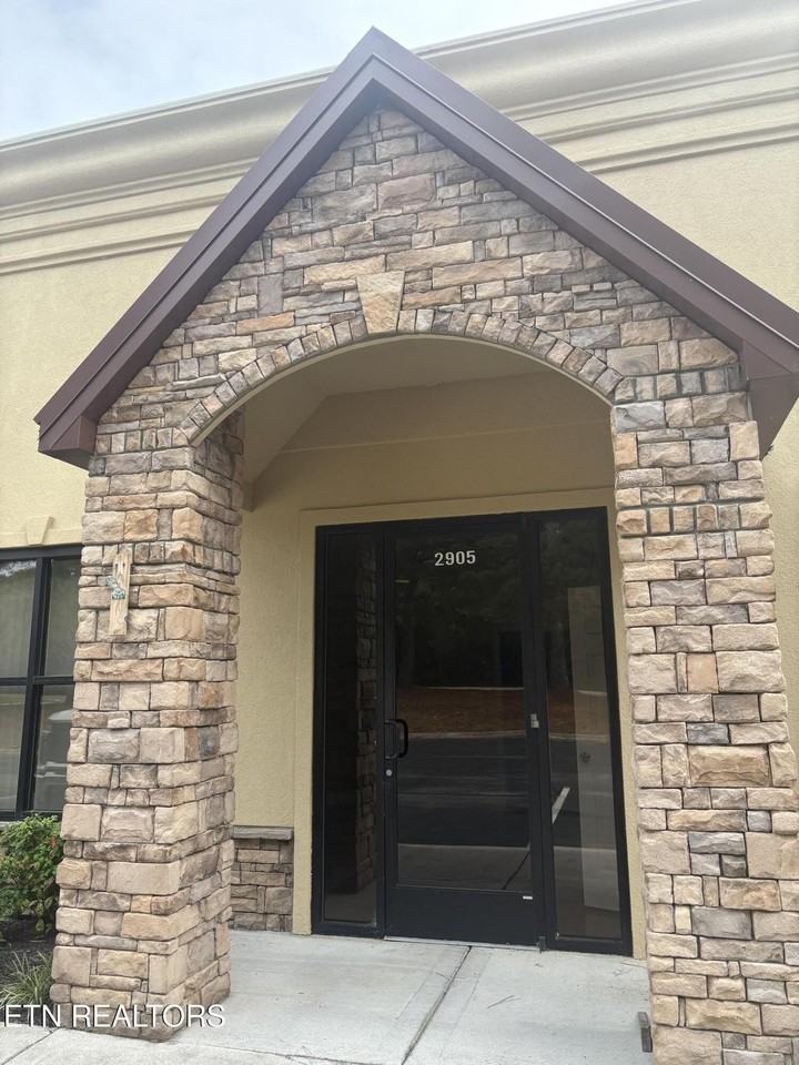 2905 Decatur Hwy - Photo 2 of 12