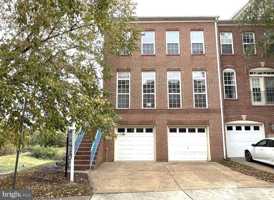 featured image of 13611 Acorn Hunt Pl