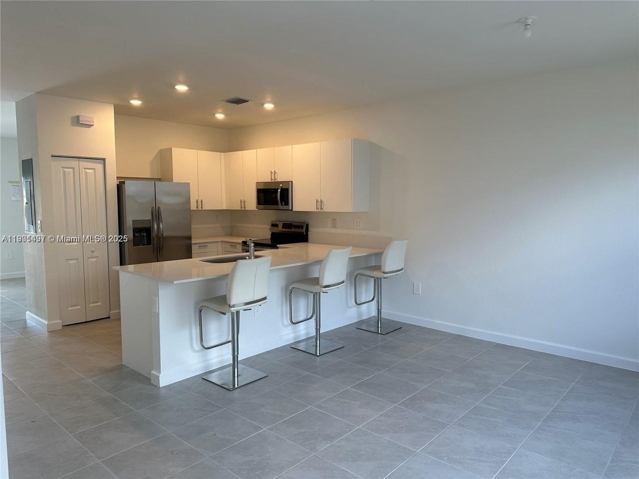 11767 Sw 246th Ter - Photo 4 of 10