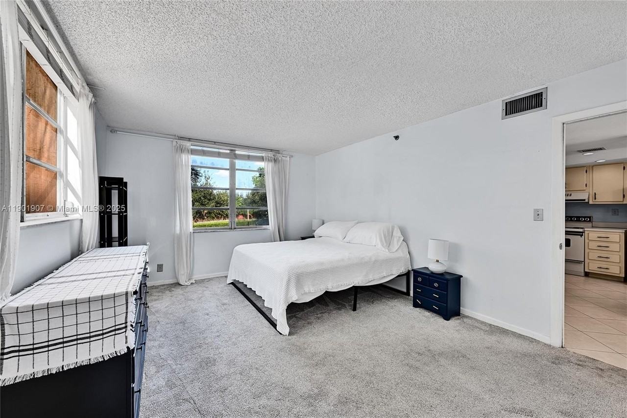 3001 Rolling Hills Circle #210 - Photo 5 of 25