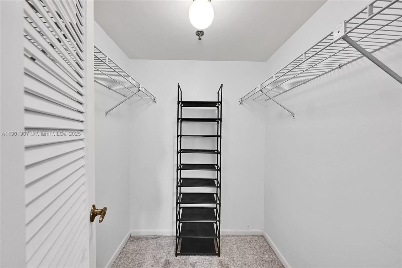 3001 Rolling Hills Circle #210 - Photo 7 of 25