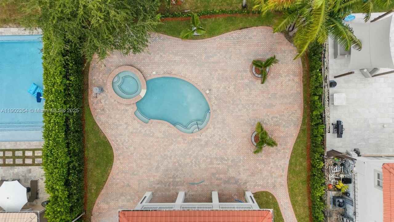 6358 Nw 113th Pl - Photo 6 of 45