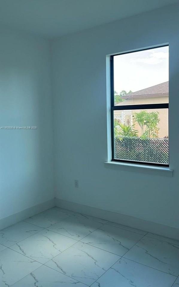 4662 26th St Sw #0 - Photo 4 of 5