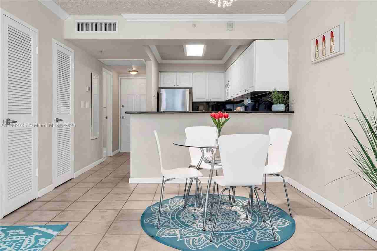 2501 South Ocean Drive #534 - Photo 2 of 27