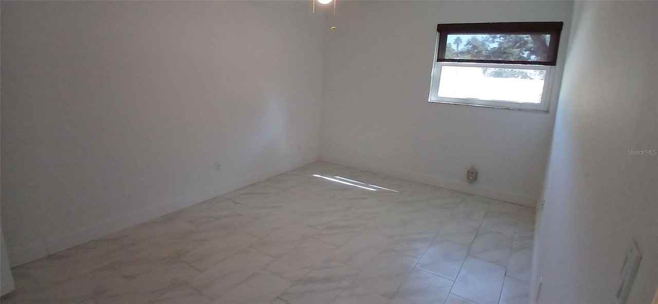 2525 W Bay Dr #D23 - Photo 6 of 12