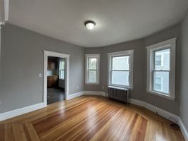 featured image of 93 Goddard St #2