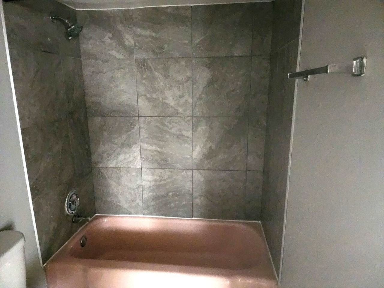 8018 S Hoyne Ave #6 - Photo 7 of 10