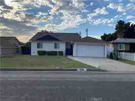 featured image of 4033 N Woodgrove Ave