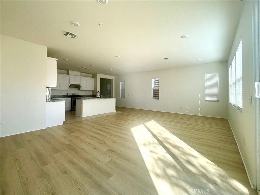 2076 E Bulletin Privado - Photo 7 of 20