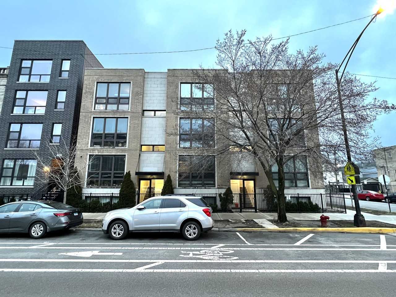 1701-03 North Kedzie Ave - Photo 3 of 19