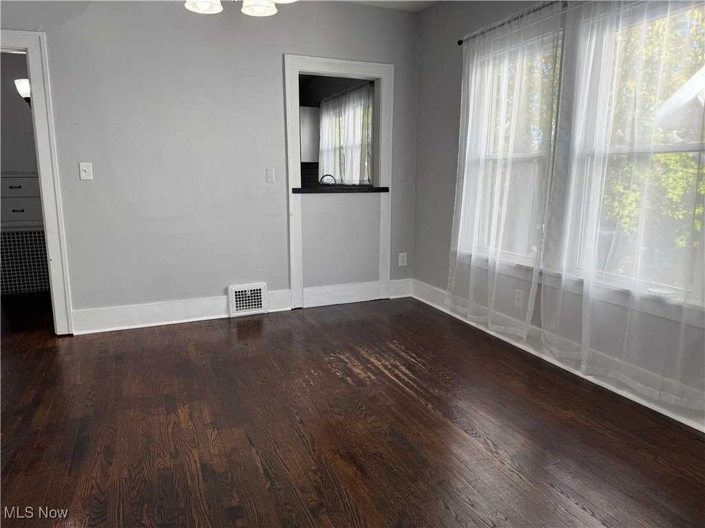 1235 18th St Nw Unit 2 #2 - Photo 6 of 16