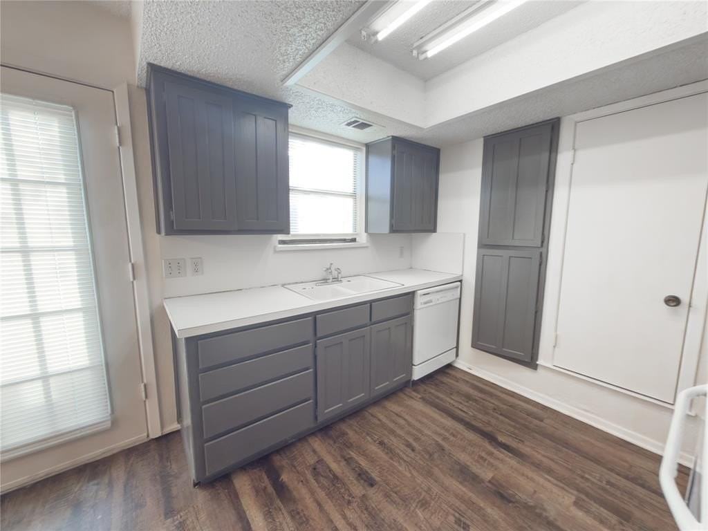 4825 Diaz Ave #2 - Photo 5 of 18