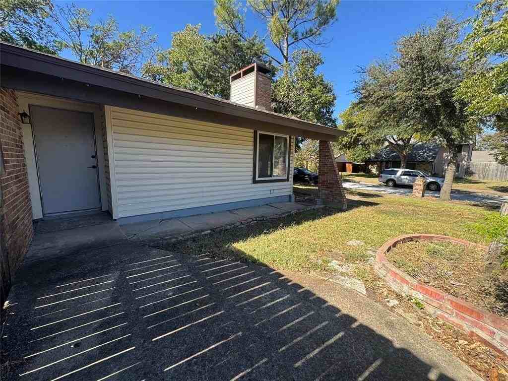 3406 Ivanhoe Ln - Photo 5 of 30