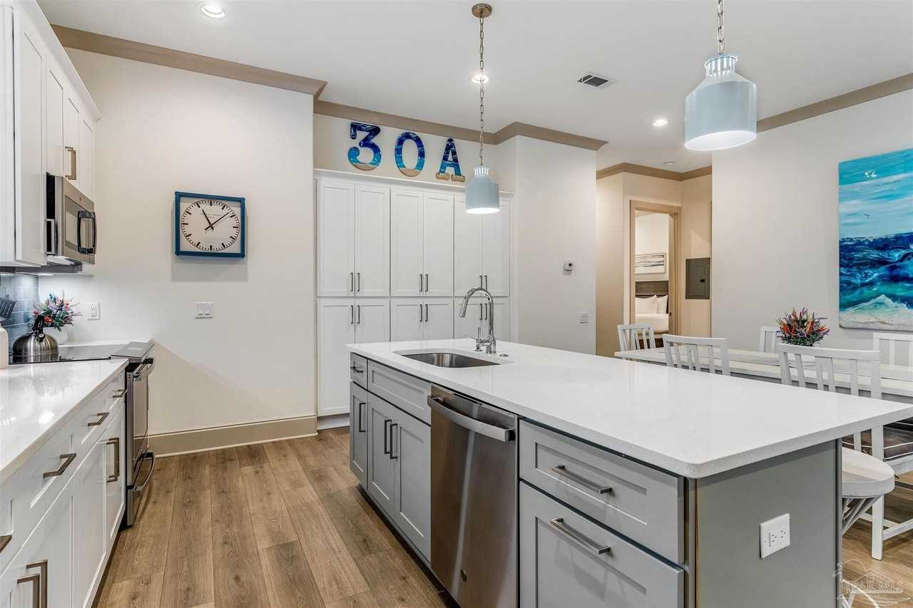 70 Marthas Lane #1-205 - Photo 4 of 23