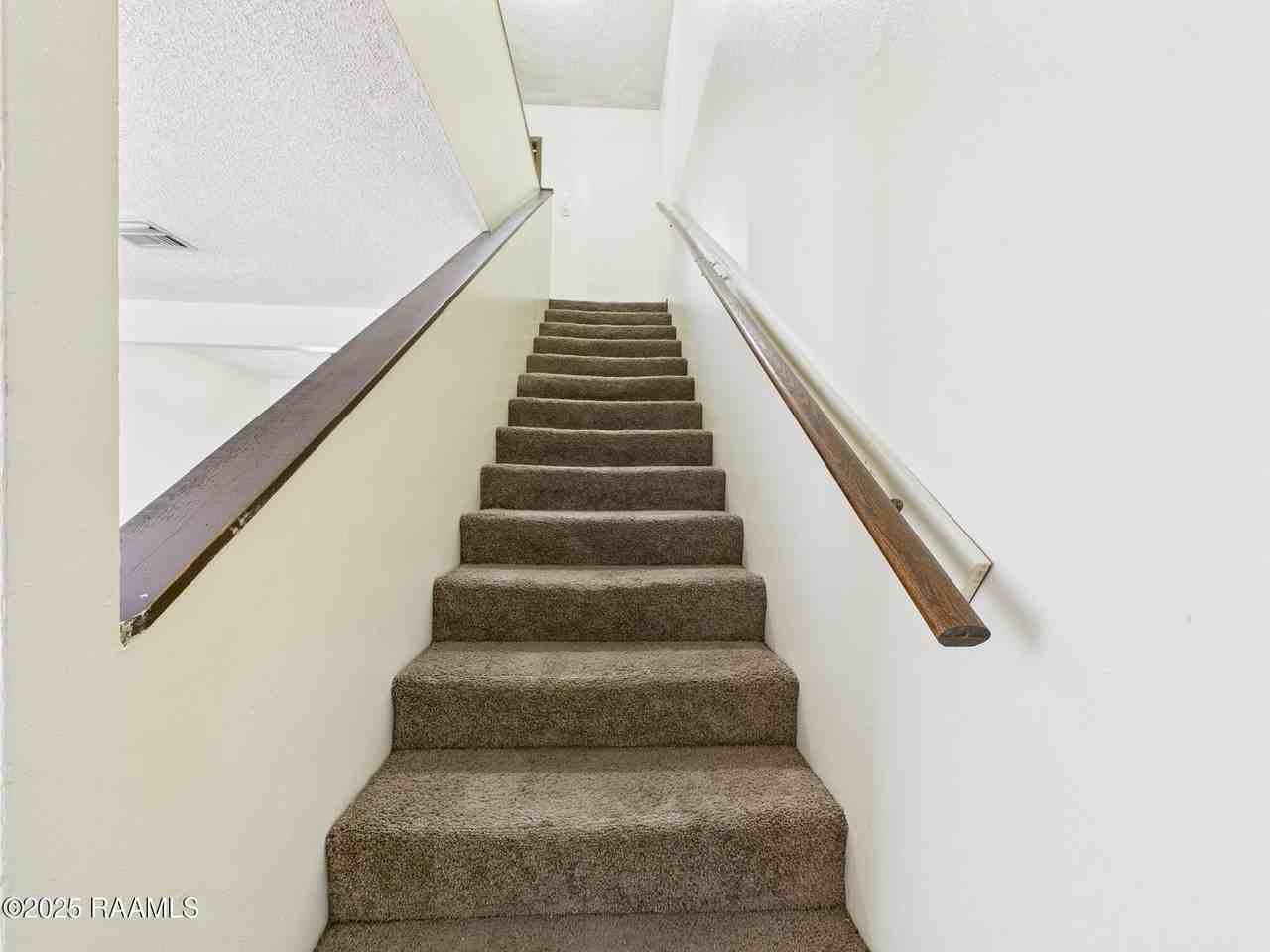 201 High Meadows Blvd #218 - Photo 6 of 16