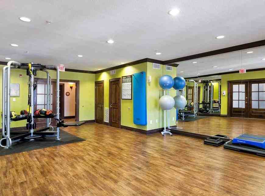 2125 Allen Parkway - Photo 6 of 10