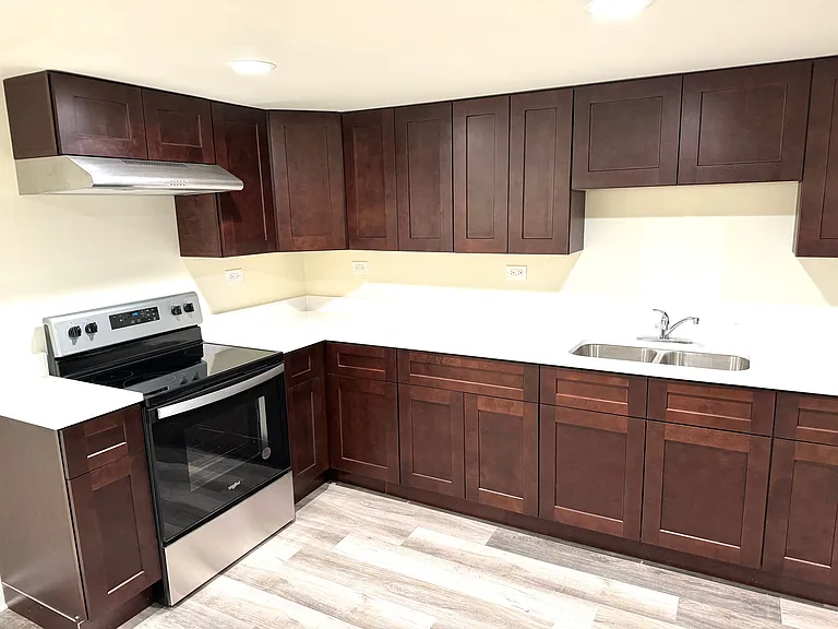 10351 Cambridge Street - Photo 7 of 10