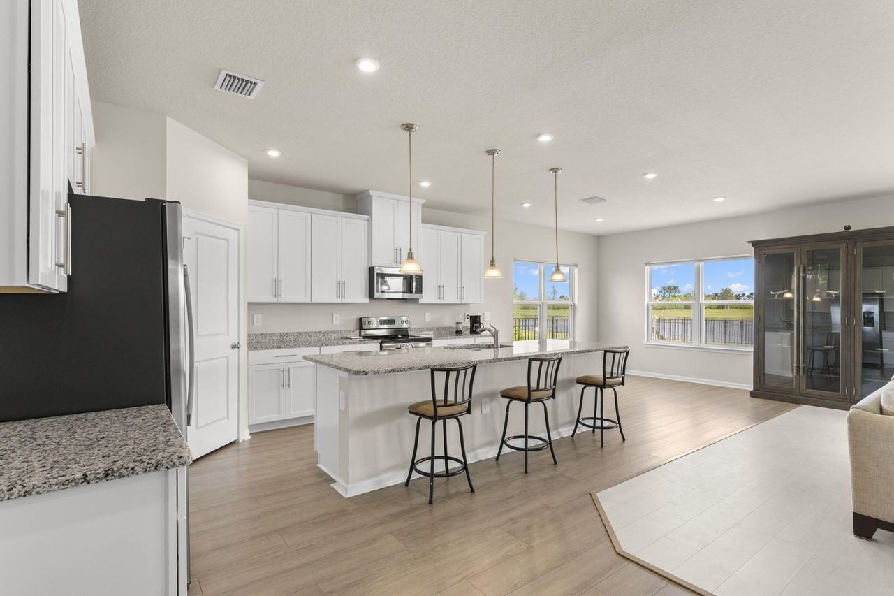 12291 Sw Forli Way - Photo 7 of 48