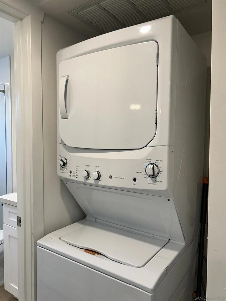 3204 Collier Ave Apt 6 - Photo 7 of 11