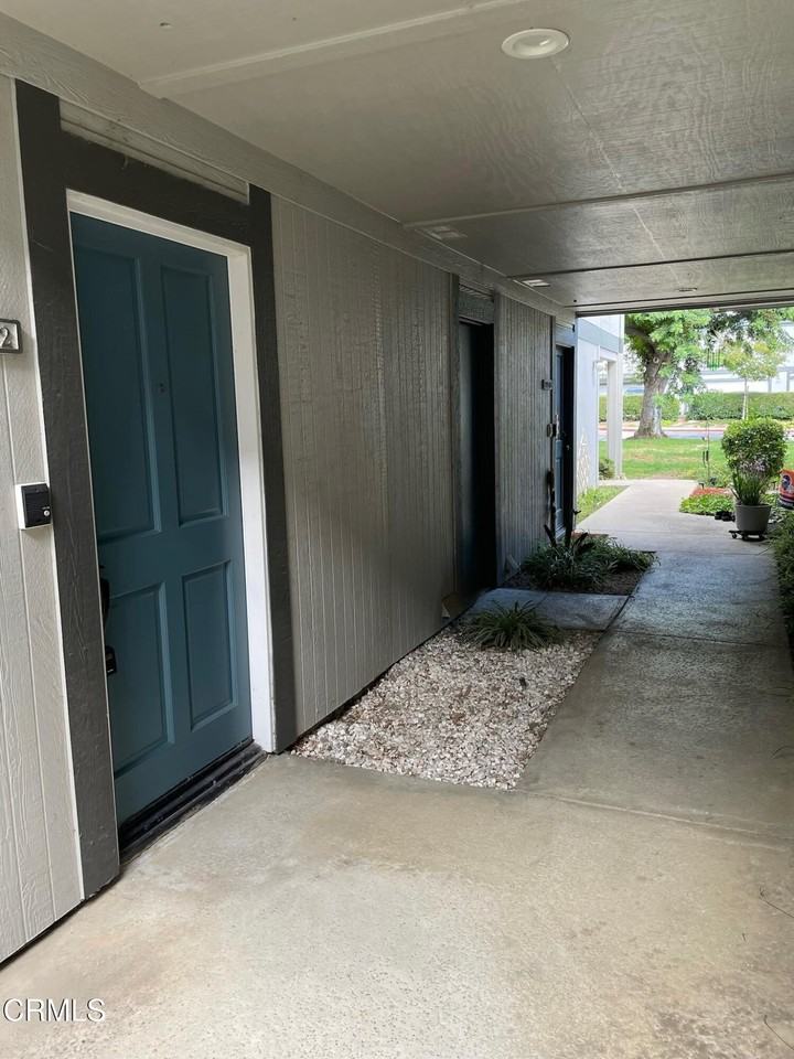 6443 Stoney View Ln #2