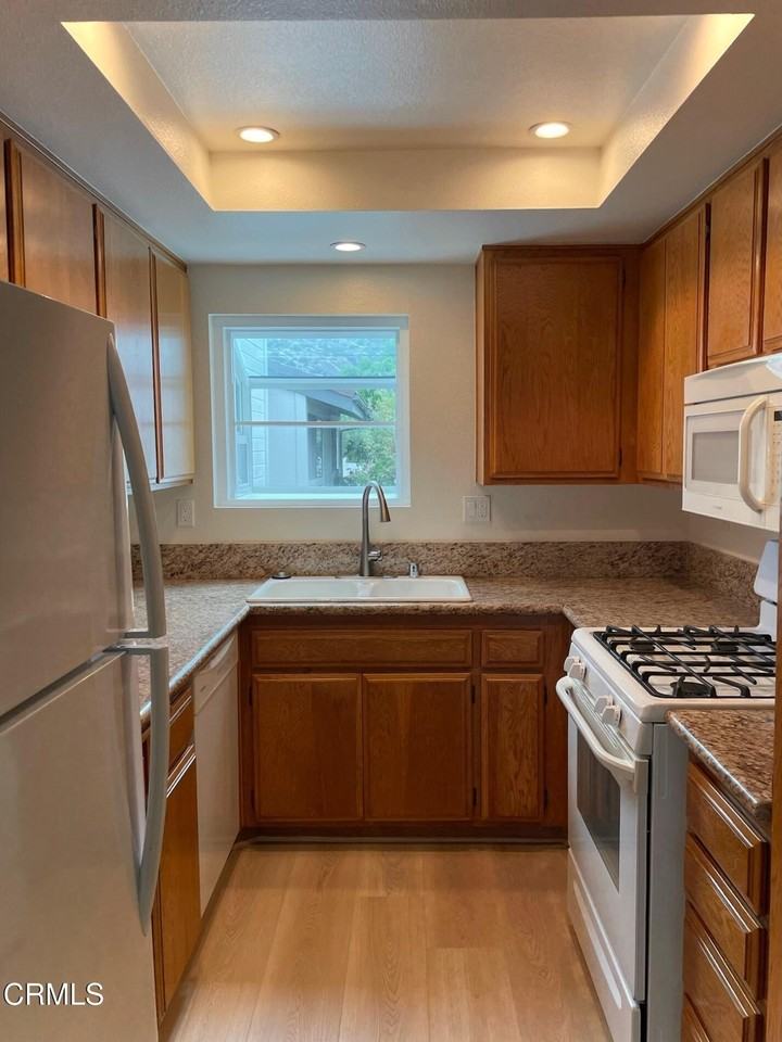 6443 Stoney View Ln #2 - Photo 7 of 25