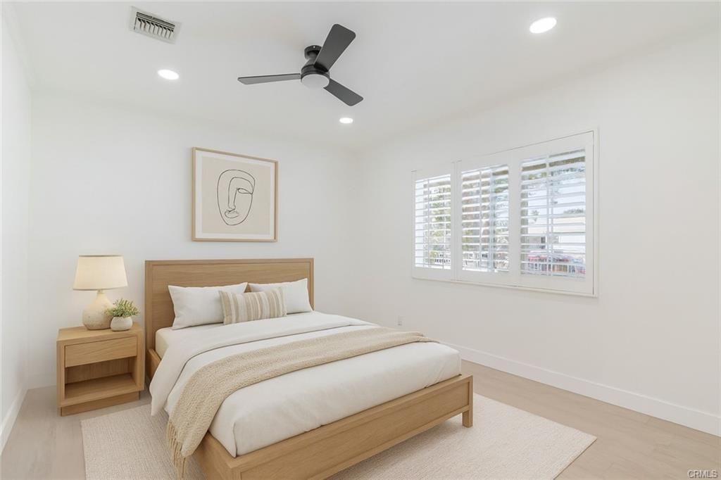 8108 Lemona Ave - Photo 2 of 8