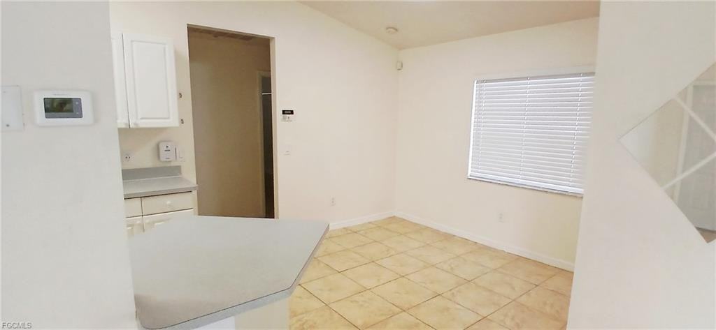 411 Ne Juanita Pl - Photo 3 of 8