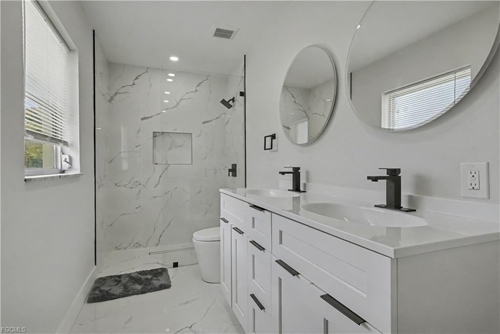 138 Brooks Rd - Photo 2 of 8