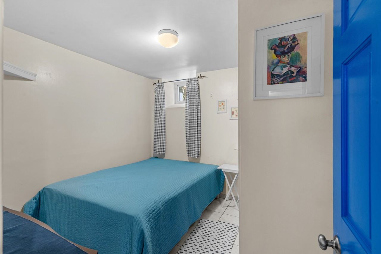 59 Hobson St - Photo 4 of 10