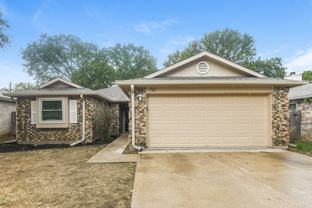 1121 Cardinal Oaks Dr - Photo 1 of 1