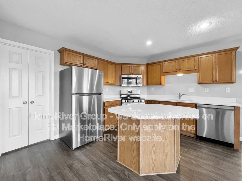 4890 Busy St - Photo 5 of 21