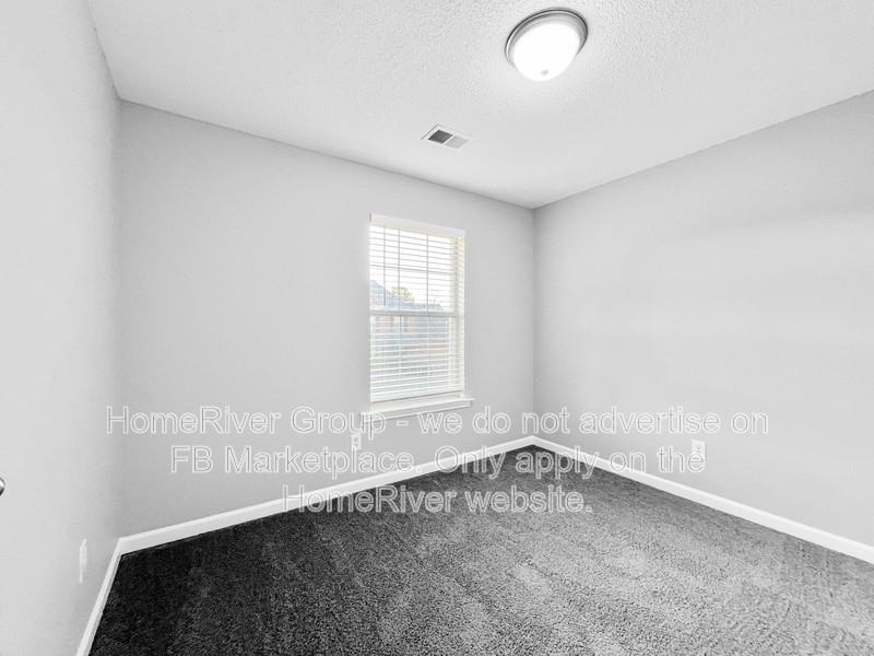 4890 Busy St - Photo 7 of 21