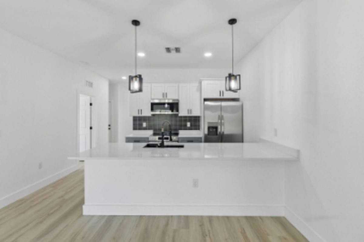 8249 Dimstead St - Photo 2 of 10