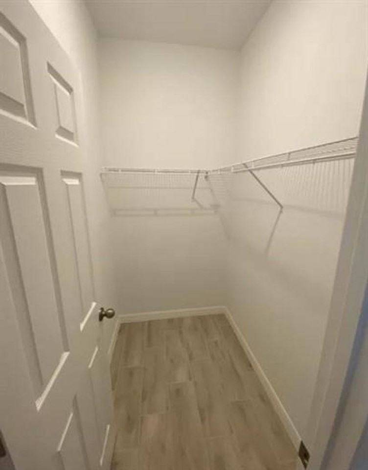 3503 Sw 8th Pl - Photo 4 of 10