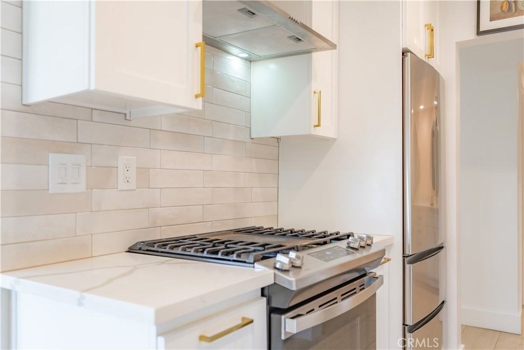 1360 W Lambert Rd - Photo 3 of 5