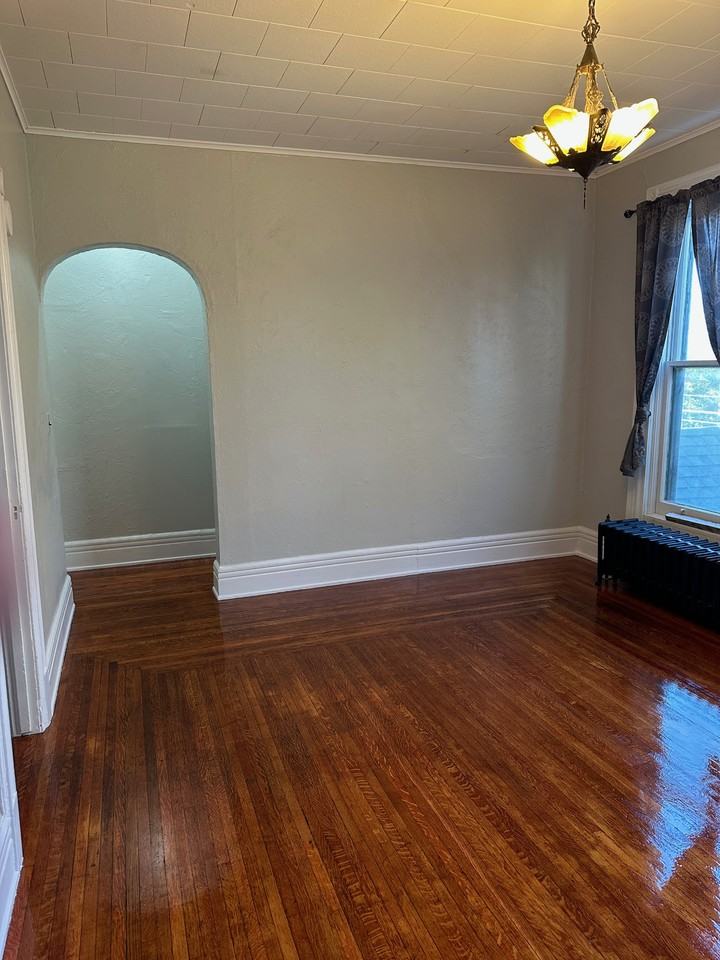 157 W 3rd St #6 - Photo 2 of 9