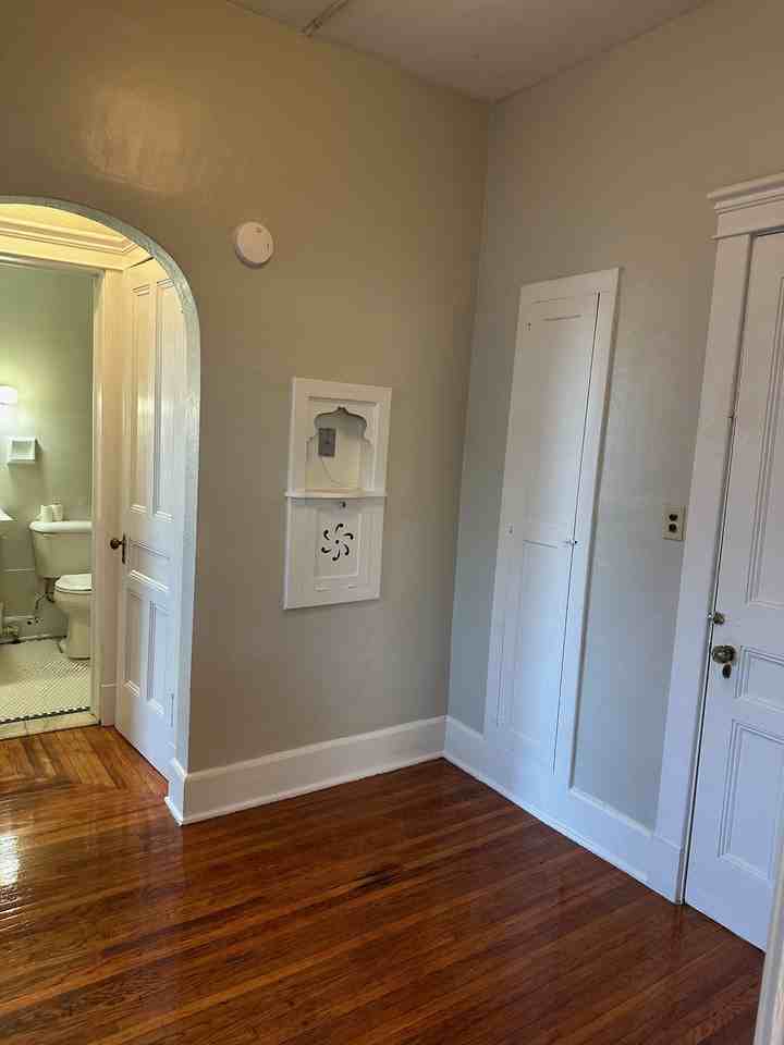 157 W 3rd St #6 - Photo 3 of 9