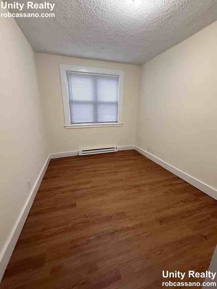 Middlesex Ave #2 - Photo 4 of 13