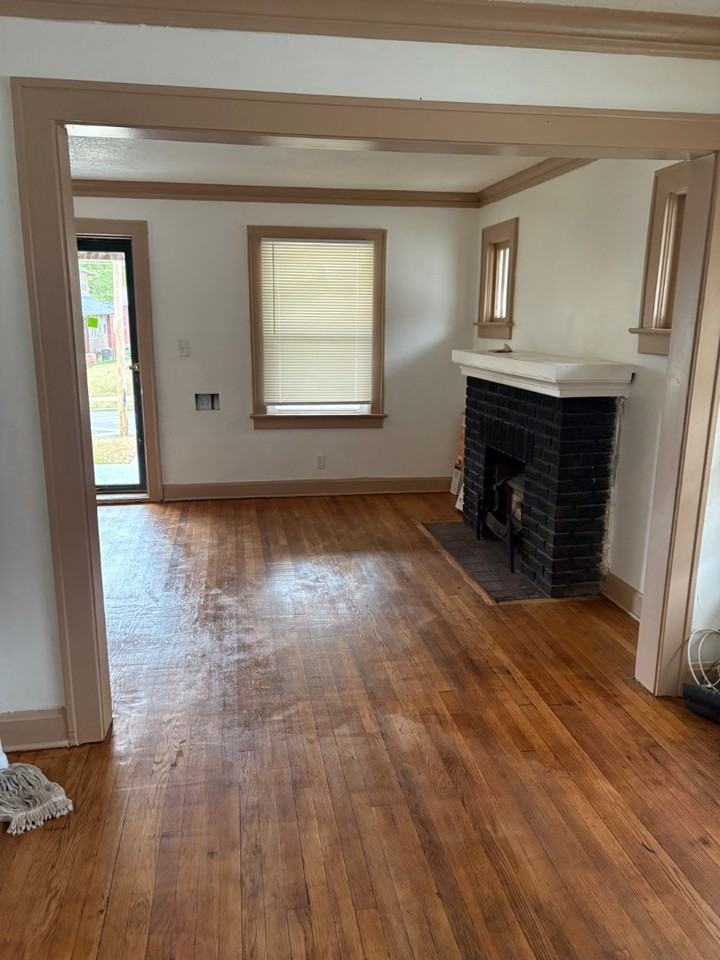 4119 College Ave - Photo 3 of 5