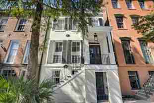 705 Barnard St - Photo 1 of 1