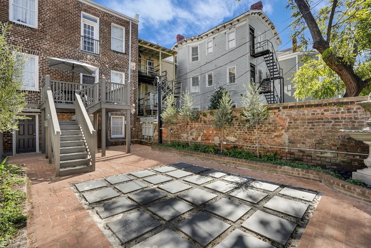 705 Barnard St - Photo 5 of 7